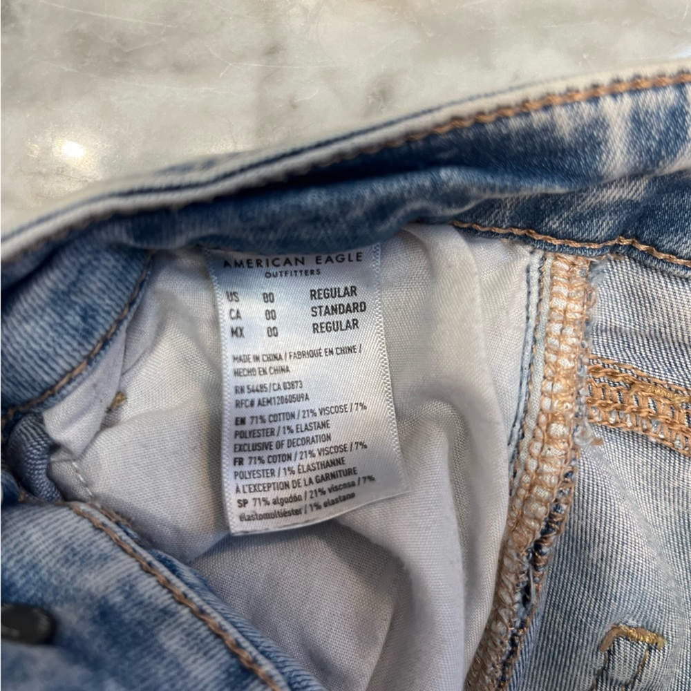 American eagle ripped jeans size 00